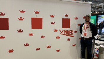 DRONNINGRØD: Ole Andreas Pedersen valgte ut fire NCC-rødfarger. Dette ble fargen flest syntes passet til navnet Dronningrød.