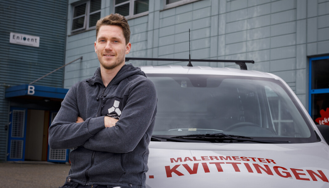 FAMILIEBEDRIFT: Sander Kvittingen er nærmest født inn malerfaget, men det var ikke selvsagt at han skulle gå den veien selv. FAMILIEBEDRIFT: Sander Kvittingen er nærmest født inn malerfaget, men det var ikke selvsagt at han skulle gå den veien selv.