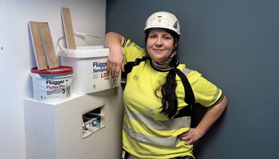 MALERFLYKTNING: Krystyna Donchenko hadde over ti års erfaring som maler da hun kom til Haugesund.
